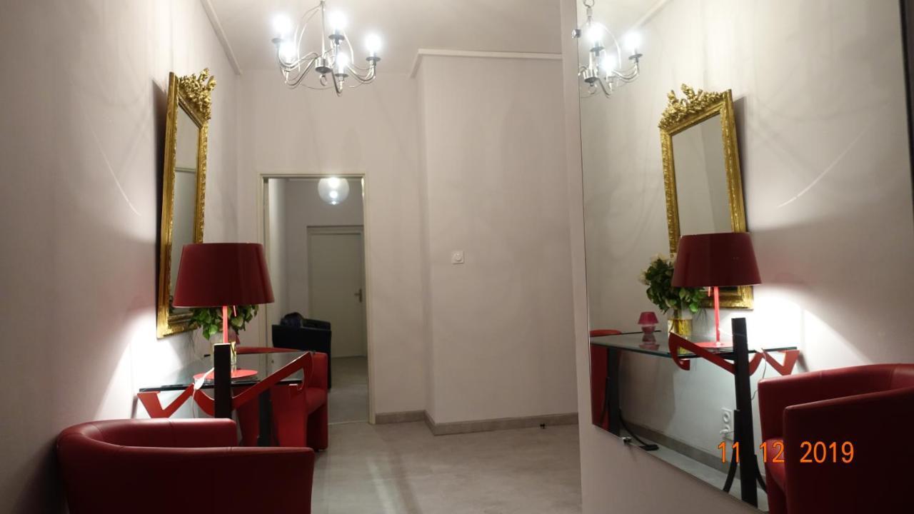 Au Coeur Des Lices *** Centre Historique Avignon Apartment Bagian luar foto